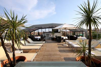 تور فرانسه هتل گلد ستار ریزورت - آژانس مسافرتی و هواپیمایی آفتاب ساحل آبی